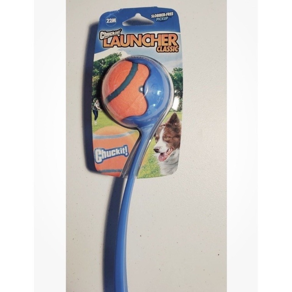 Chuckit Classic Ball Launcher Dog Toy 26-Inch Set w/Handle & Ball Included